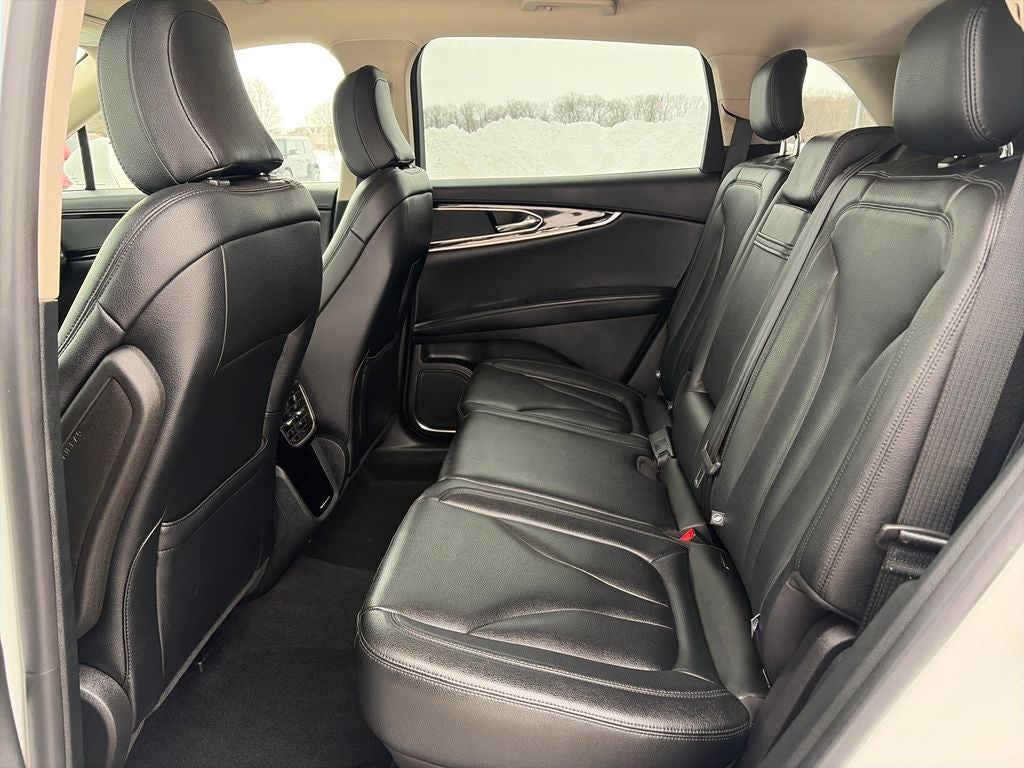 2022 Lincoln Nautilus Standard