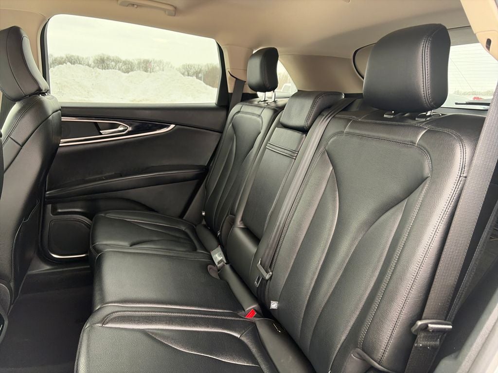 2022 Lincoln Nautilus Standard