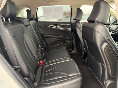 2022 Lincoln Nautilus Standard