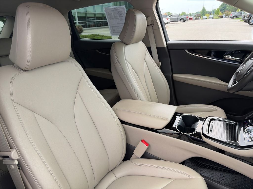 2023 Lincoln Nautilus Standard