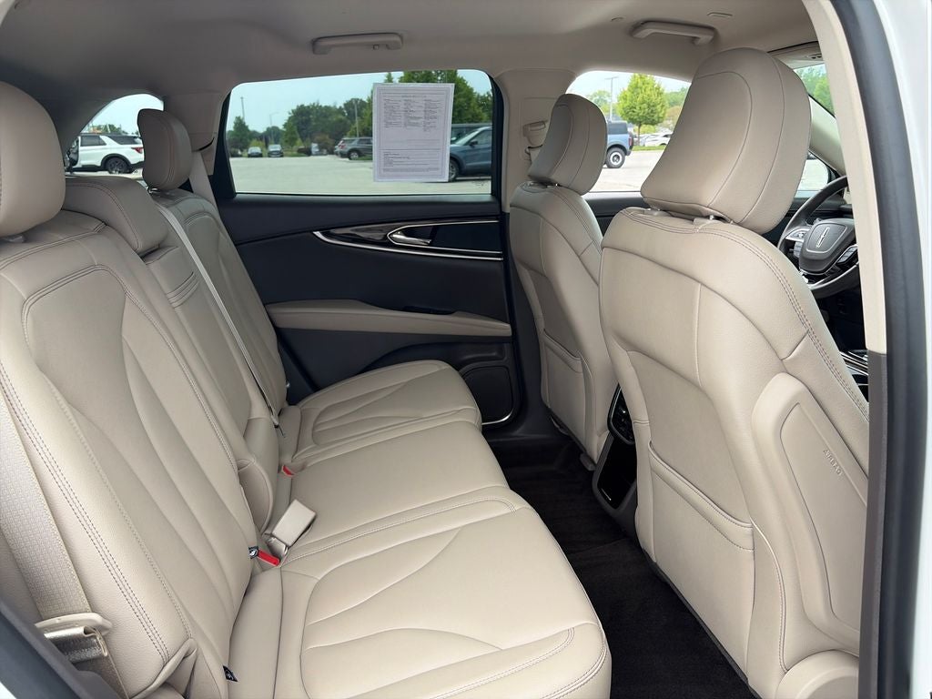 2023 Lincoln Nautilus Standard