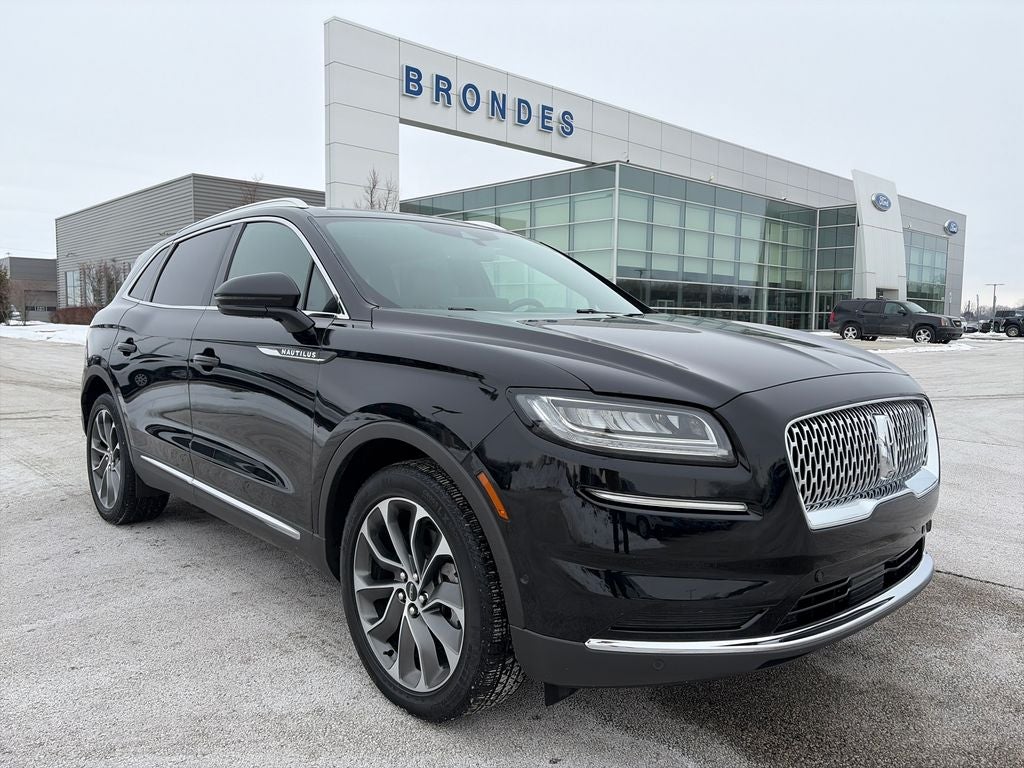 2021 Lincoln Nautilus Reserve