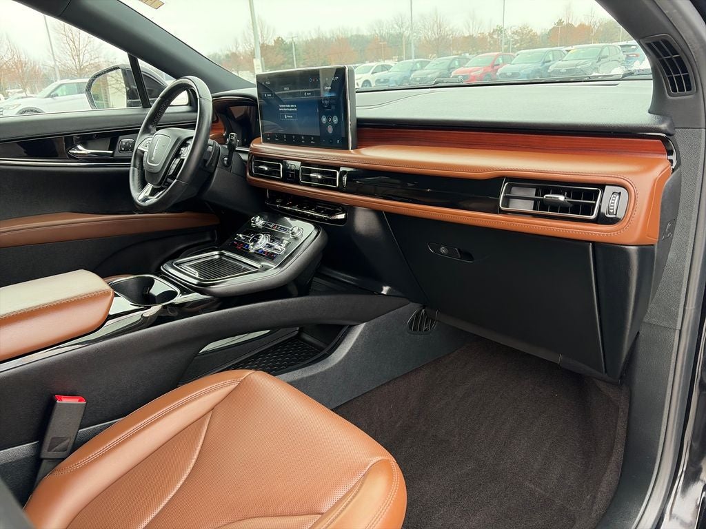 2021 Lincoln Nautilus Reserve