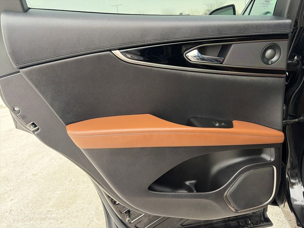 2021 Lincoln Nautilus Reserve