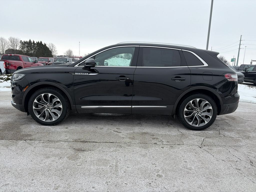 2021 Lincoln Nautilus Reserve