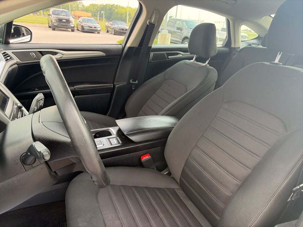 2020 Ford Fusion SE 1 OWNER