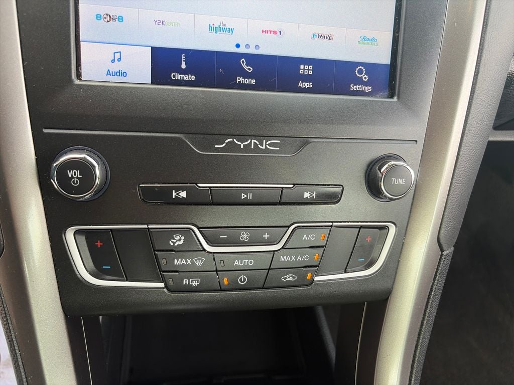 2020 Ford Fusion SE 1 OWNER
