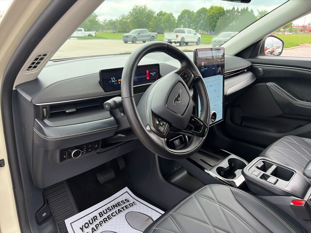 2025 Ford Mustang Mach-E Select