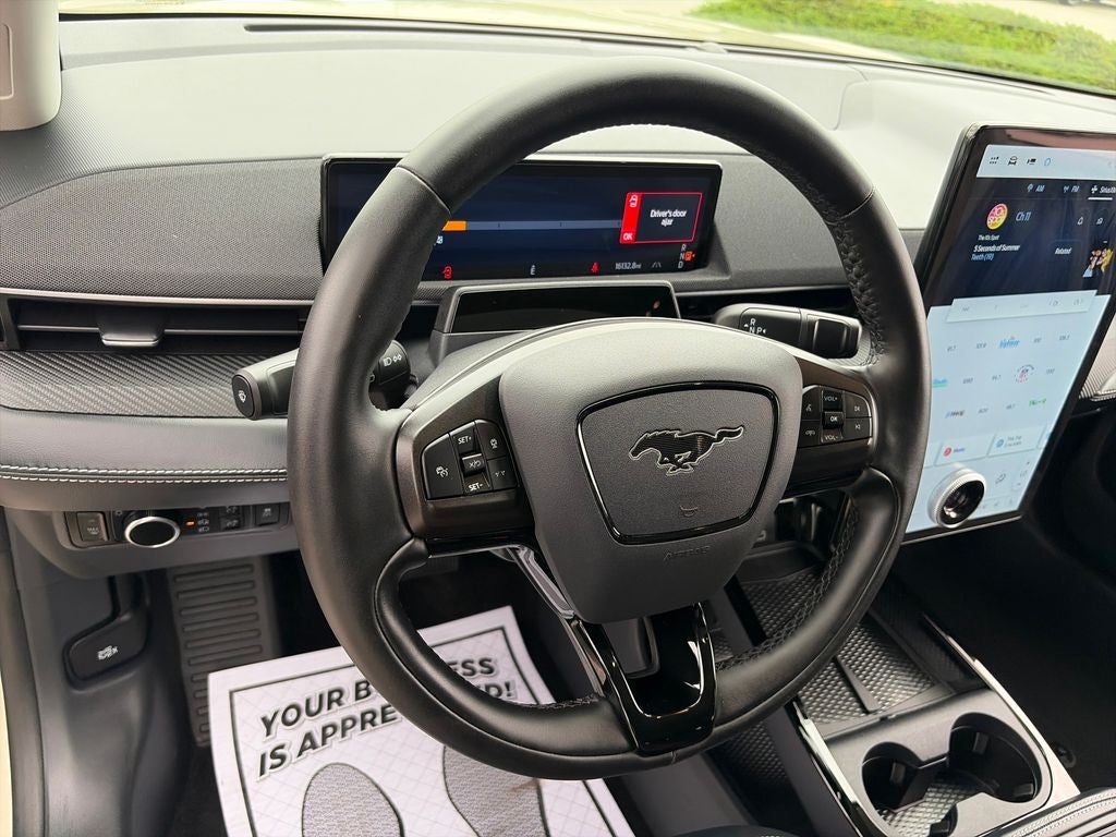 2025 Ford Mustang Mach-E Select
