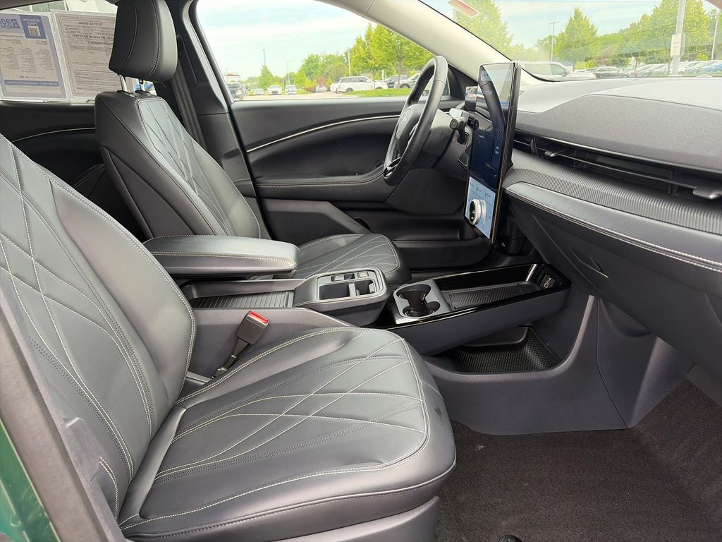 2025 Ford Mustang Mach-E Select