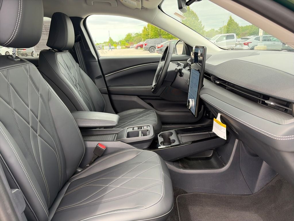 2025 Ford Mustang Mach-E Select