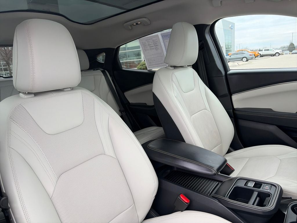 2025 Ford Mustang Mach-E Premium