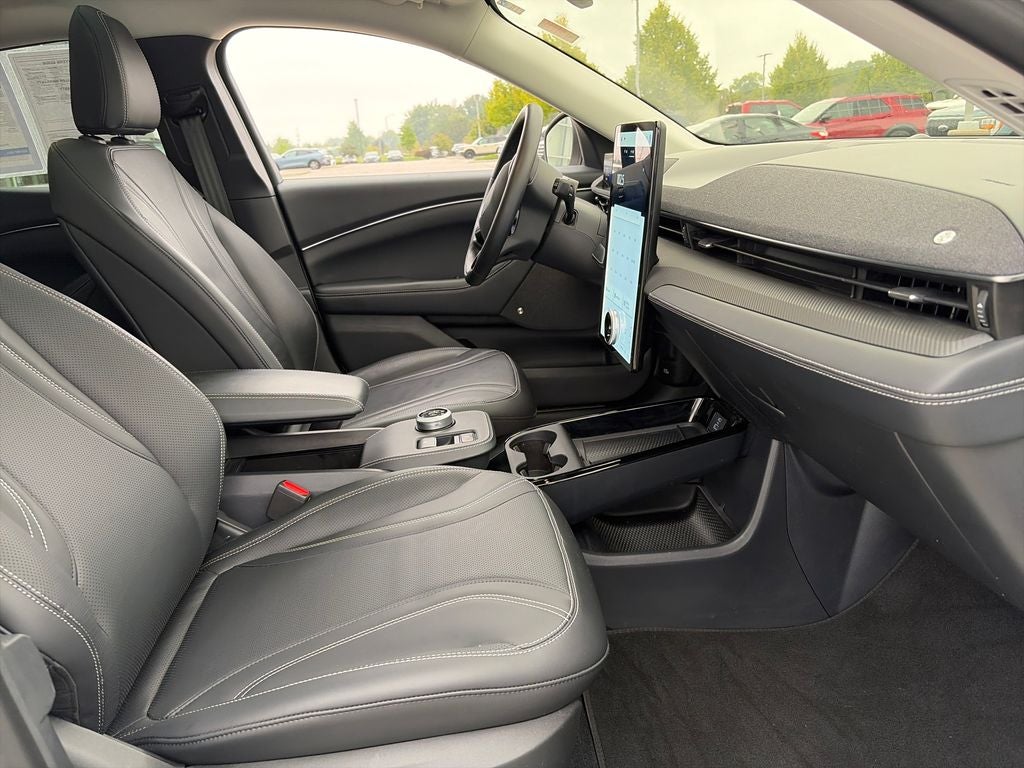 2023 Ford Mustang Mach-E Premium 91 KWH Usable Ext. Battery
