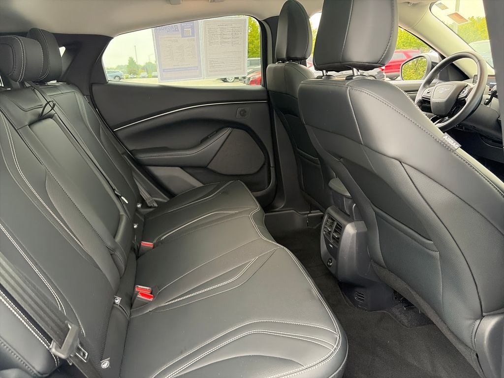 2023 Ford Mustang Mach-E Premium 91 KWH Usable Ext. Battery