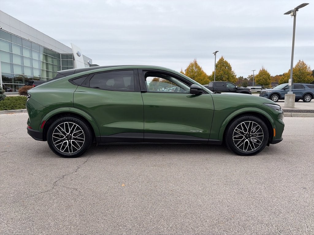 2025 Ford Mustang Mach-E Premium 88KWH USABLE EXT NCM BATTERY