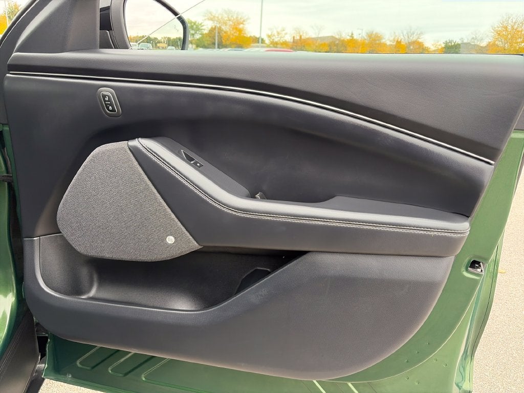 2025 Ford Mustang Mach-E Premium 88KWH USABLE EXT NCM BATTERY