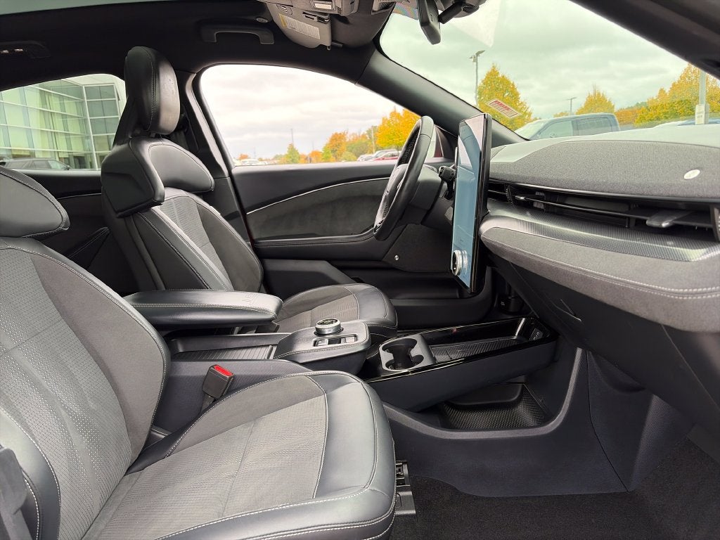 2022 Ford Mustang Mach-E GT 91 KWH USABLE EXT BATTERY