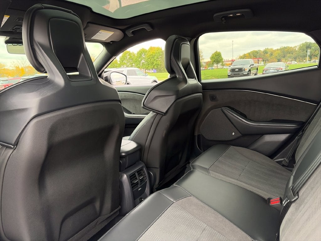 2022 Ford Mustang Mach-E GT 91 KWH USABLE EXT BATTERY