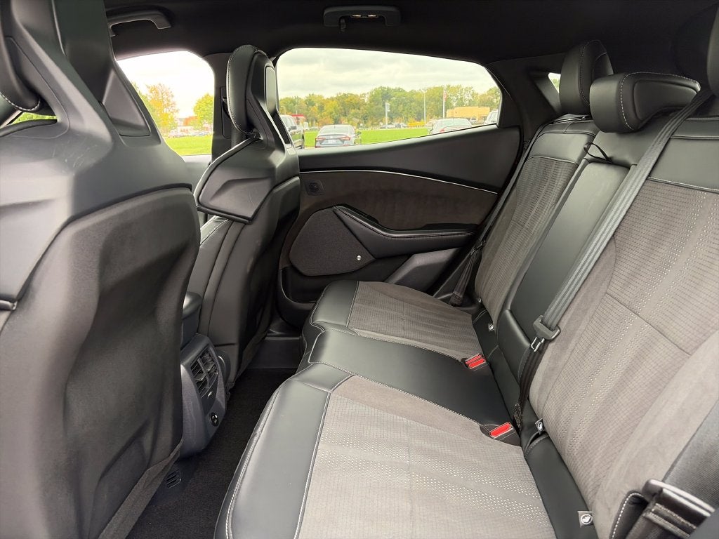 2022 Ford Mustang Mach-E GT 91 KWH USABLE EXT BATTERY