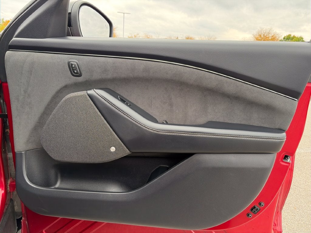 2022 Ford Mustang Mach-E GT 91 KWH USABLE EXT BATTERY