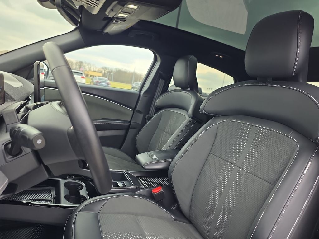 2025 Ford Mustang Mach-E GT