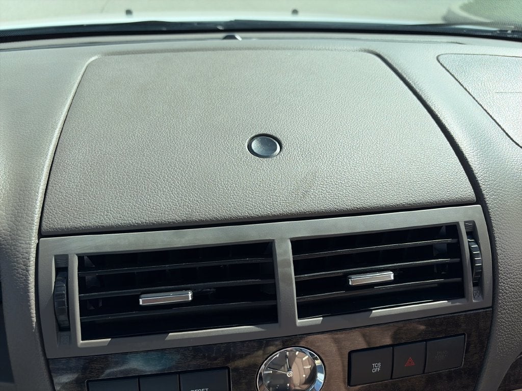 2009 Mercury Milan Premier 1 OWNER