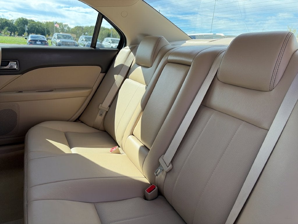 2009 Mercury Milan Premier 1 OWNER