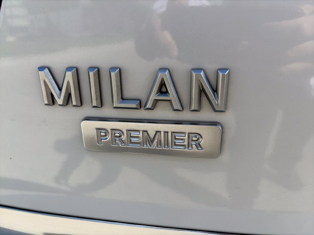 2009 Mercury Milan Premier 1 OWNER