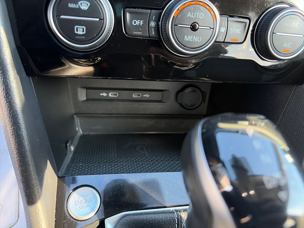 2022 Volkswagen Taos 1.5T SEL