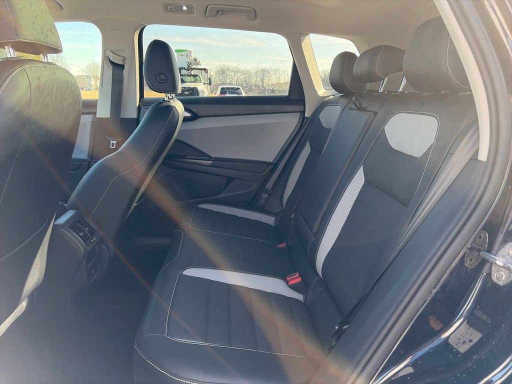 2022 Volkswagen Taos 1.5T SEL