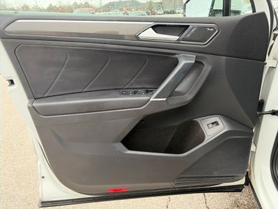 2018 Volkswagen Tiguan 2.0T SEL Premium 4Motion