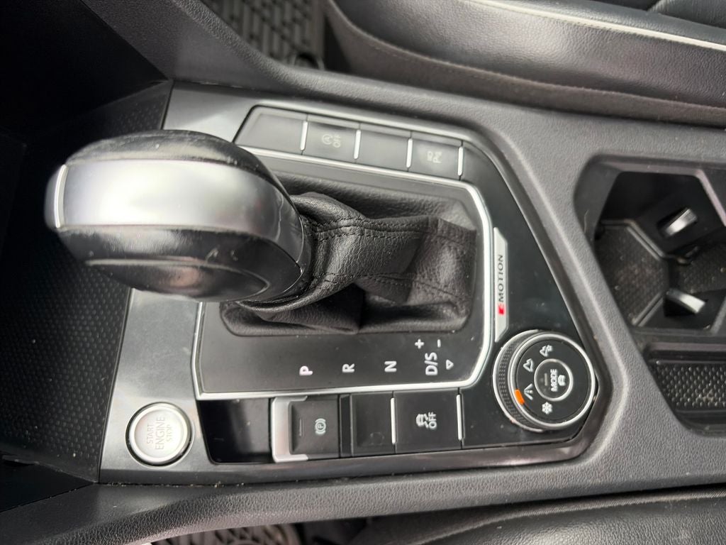 2018 Volkswagen Tiguan 2.0T SEL Premium 4Motion