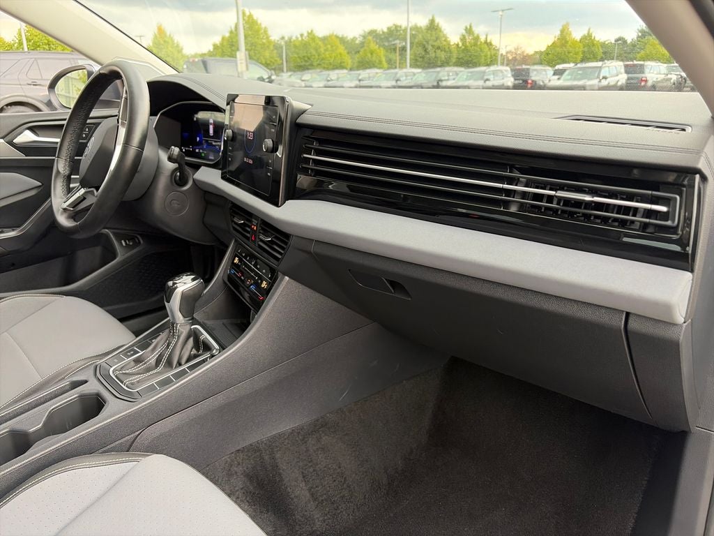 2025 Volkswagen Jetta 1.5T SE