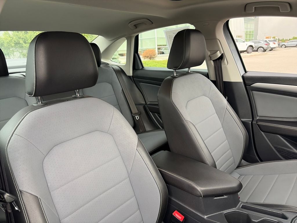 2025 Volkswagen Jetta 1.5T SE