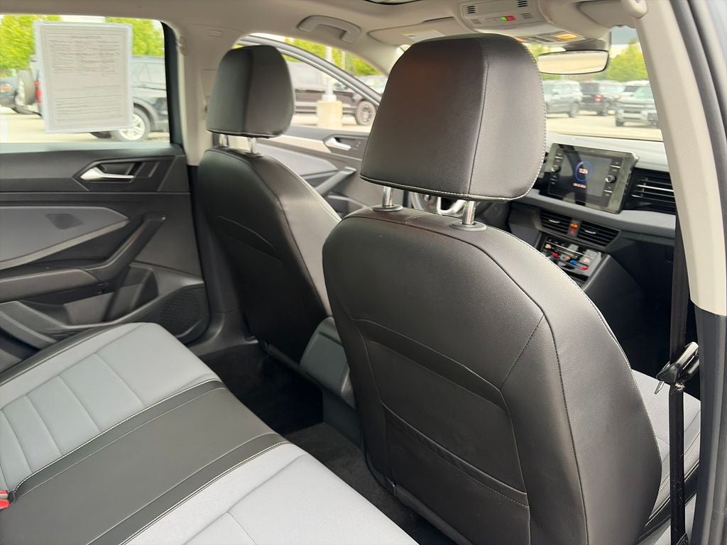 2025 Volkswagen Jetta 1.5T SE