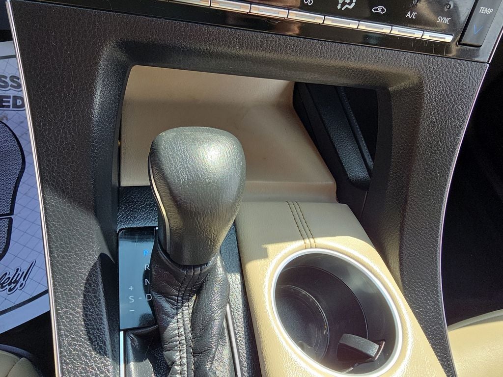 2019 Toyota Avalon Hybrid XLE Plus