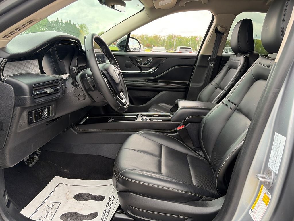 2023 Lincoln Corsair Standard