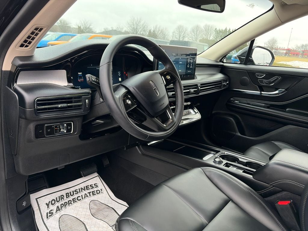 2023 Lincoln Corsair Standard