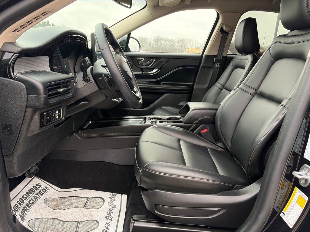 2023 Lincoln Corsair Standard