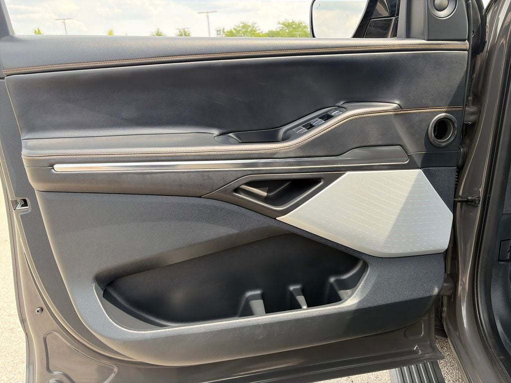 2025 Lincoln Navigator L Black Label