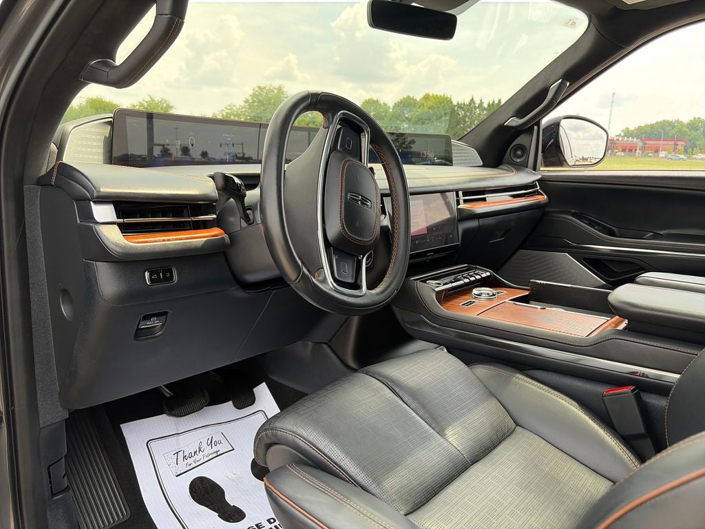 2025 Lincoln Navigator L Black Label