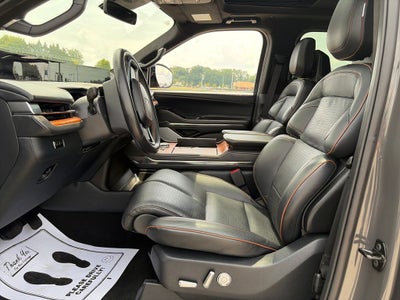 2025 Lincoln Navigator L Black Label