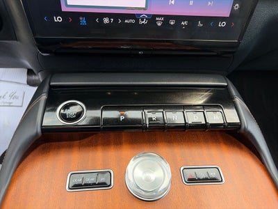 2025 Lincoln Navigator L Black Label