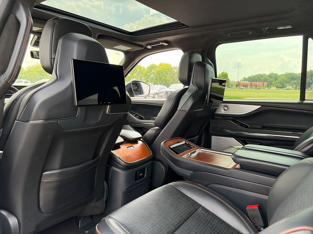 2025 Lincoln Navigator L Black Label