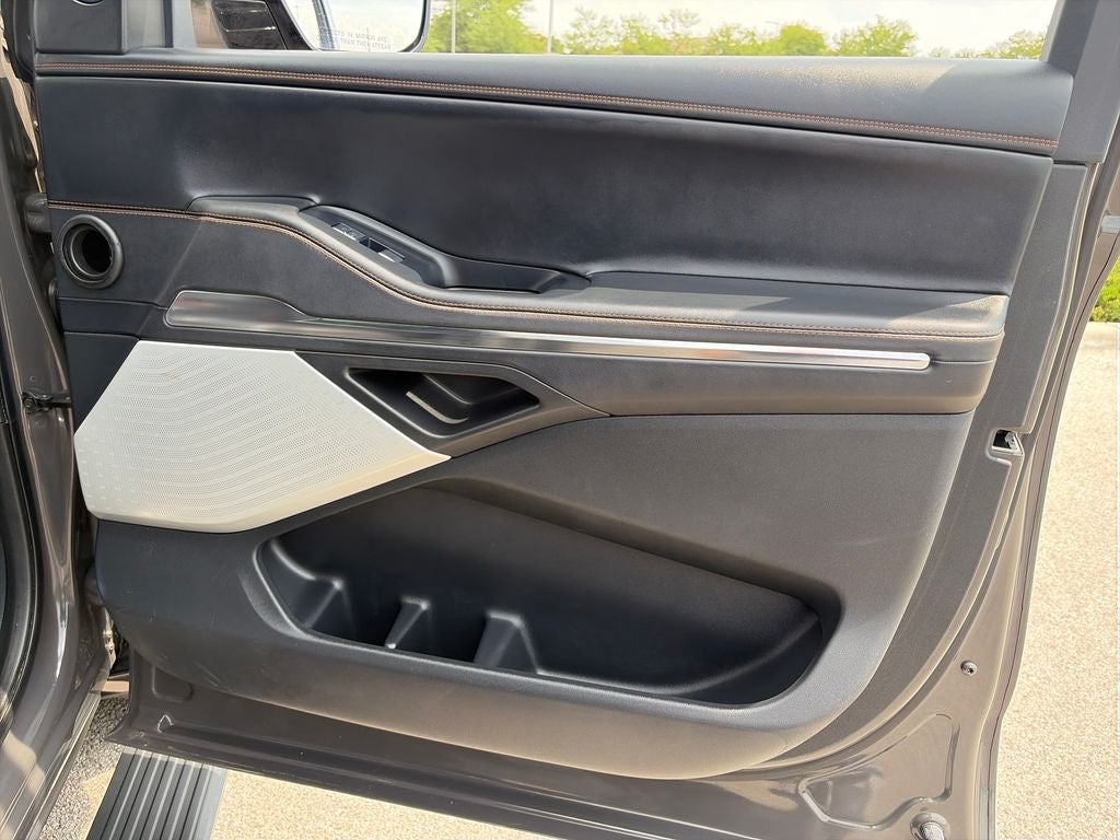 2025 Lincoln Navigator L Black Label