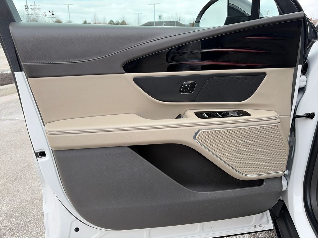 2025 Lincoln Nautilus Premiere