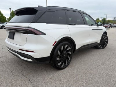 2025 Lincoln Nautilus Reserve