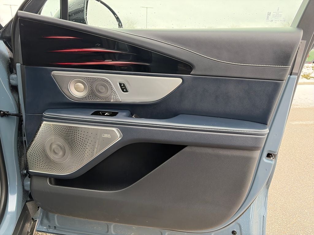 2025 Lincoln Nautilus Reserve