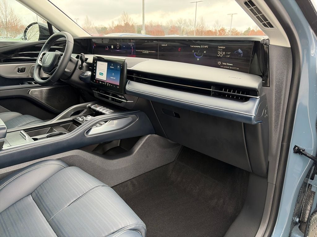 2025 Lincoln Nautilus Reserve