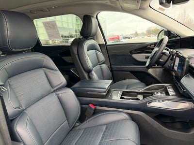 2025 Lincoln Nautilus Reserve